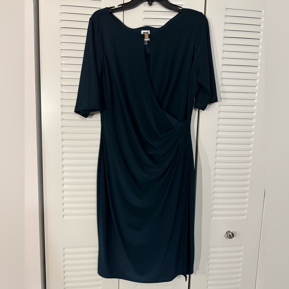 Elegant Women's Midi Dress